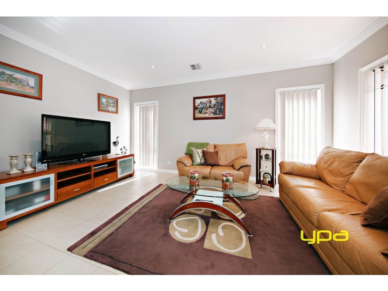 4 Rubicon Avenue, Taylors Hill VIC 3037