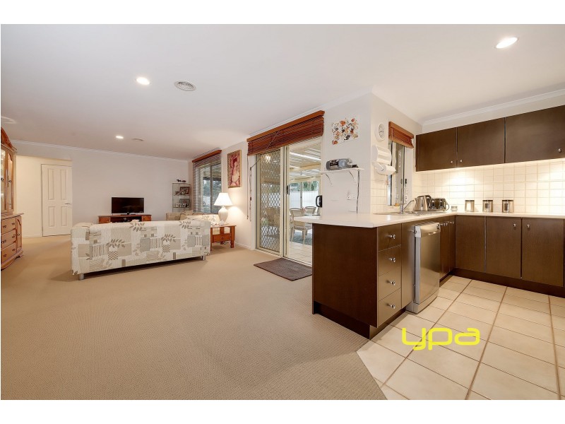 40 Timele Drive, Hillside VIC 3037