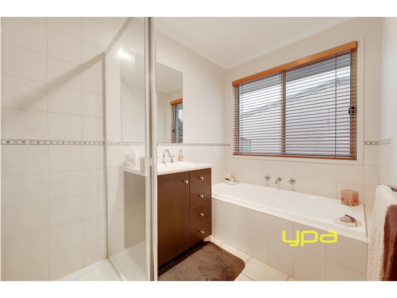 40 Timele Drive, Hillside VIC 3037