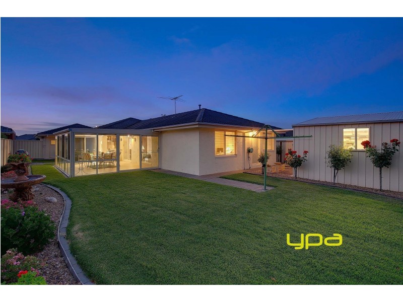 40 Timele Drive, Hillside VIC 3037