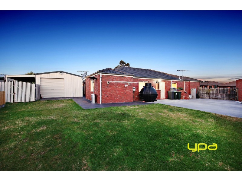 11 Kurrajong Road, Delahey VIC 3037