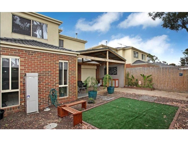 8 Sarkis Mews, Hillside VIC 3037
