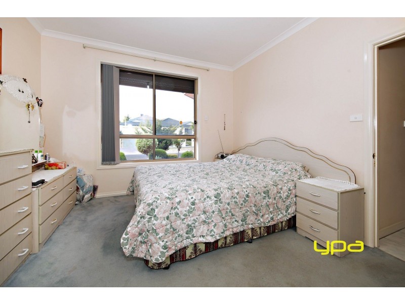 44 Nicholson Terrace, Taylors Hill VIC 3037