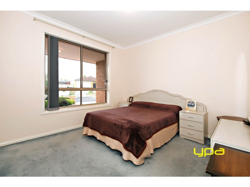 44 Nicholson Terrace, Taylors Hill VIC 3037