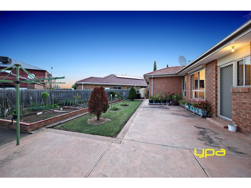 44 Nicholson Terrace, Taylors Hill VIC 3037