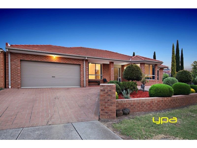 44 Nicholson Terrace, Taylors Hill VIC 3037