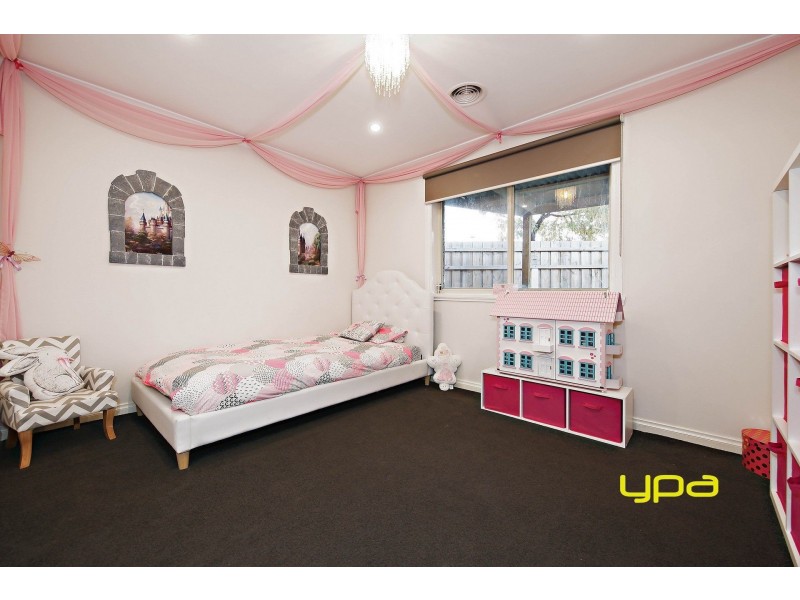 2 Yellow Gum Road, Delahey VIC 3037