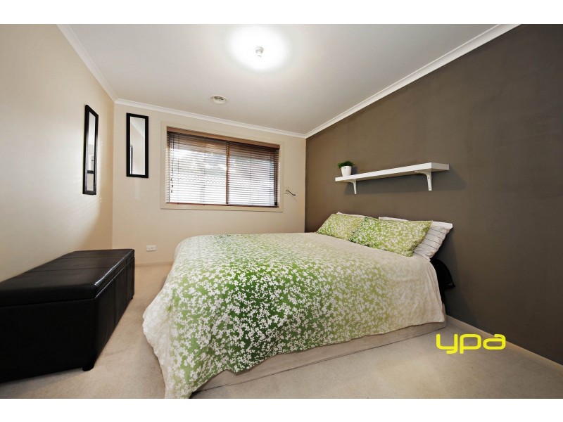 1 Sandalwood Avenue, Hillside VIC 3037