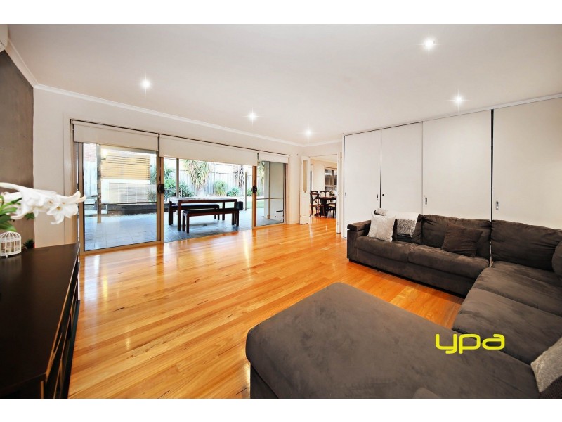 1 Sandalwood Avenue, Hillside VIC 3037