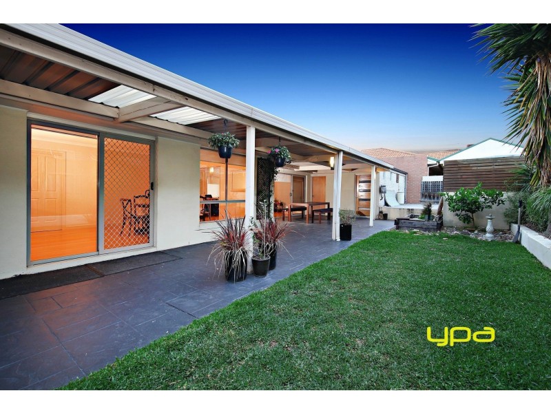 1 Sandalwood Avenue, Hillside VIC 3037