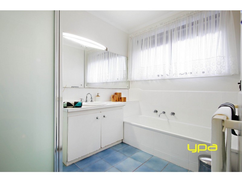 9 Verden Place, Keilor Downs VIC 3038