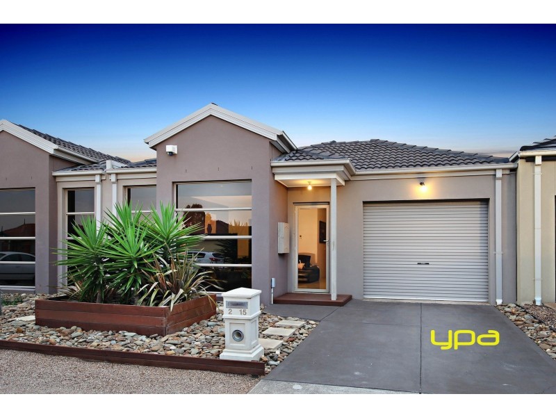 2/15 Jade Way, Hillside VIC 3037