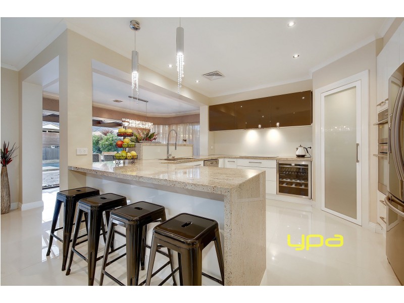 25 Botanic Drive, Hillside VIC 3037