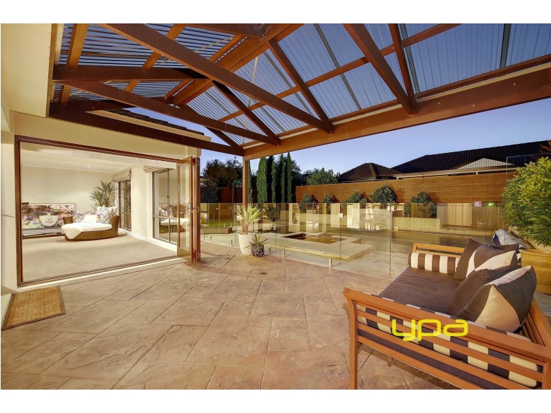 25 Botanic Drive, Hillside VIC 3037