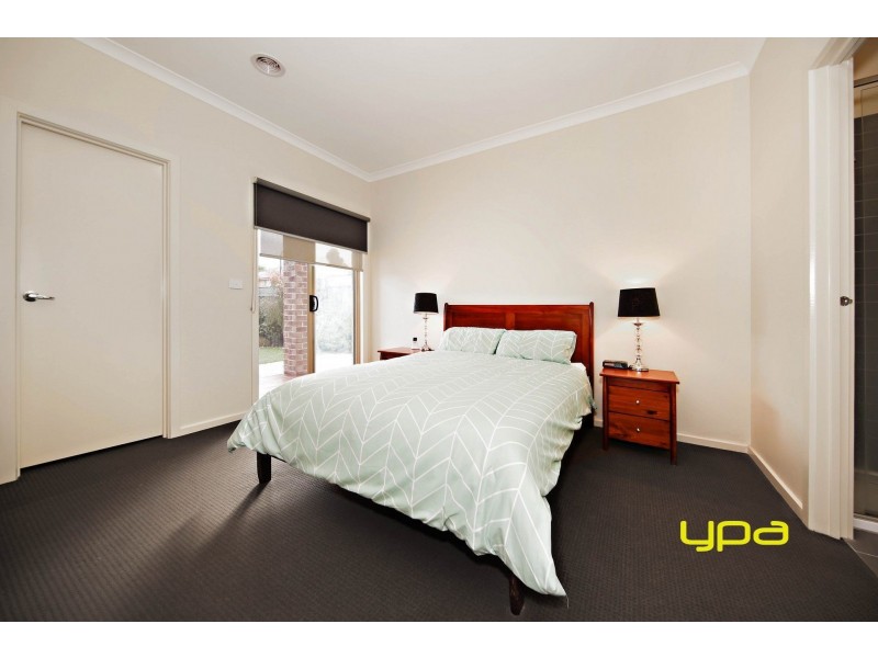 38 Langmore Drive, Hillside VIC 3037