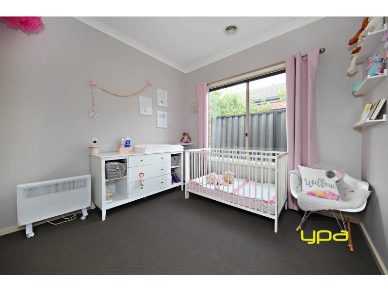 38 Langmore Drive, Hillside VIC 3037