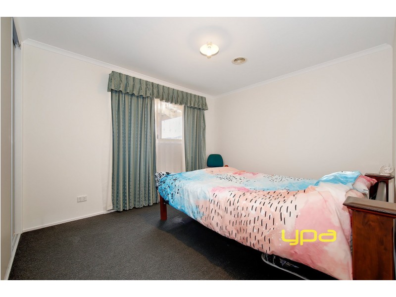 1/10 Brindalee Way, Hillside VIC 3037