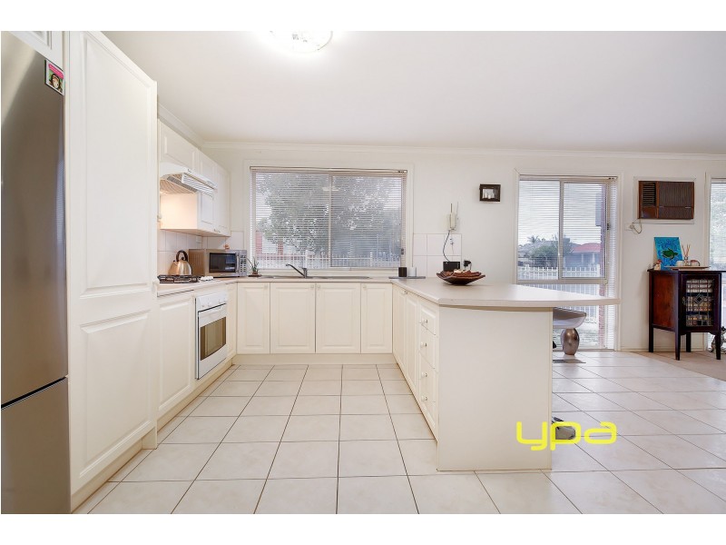 21 Wattle Valley Drive, Hillside VIC 3037