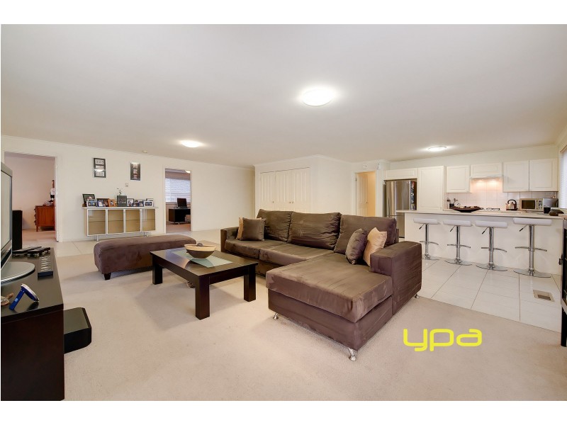 21 Wattle Valley Drive, Hillside VIC 3037