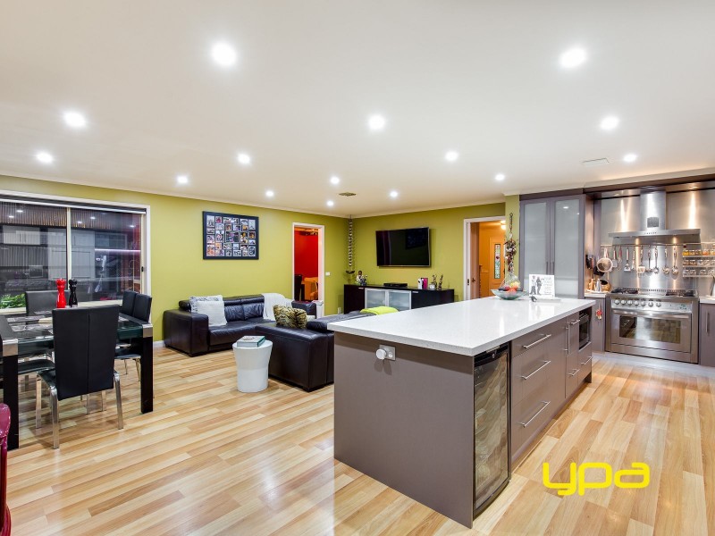 2 Halstead Court, Hillside VIC 3037