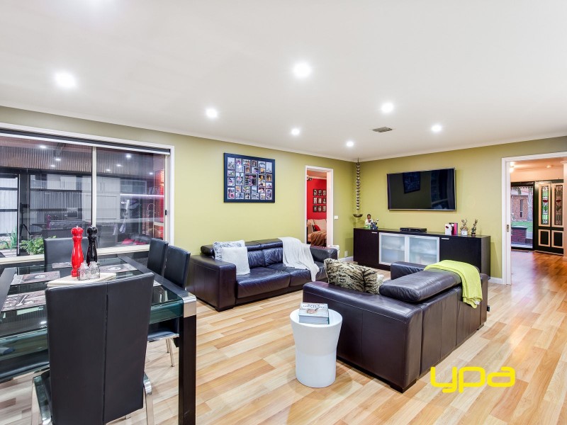 2 Halstead Court, Hillside VIC 3037