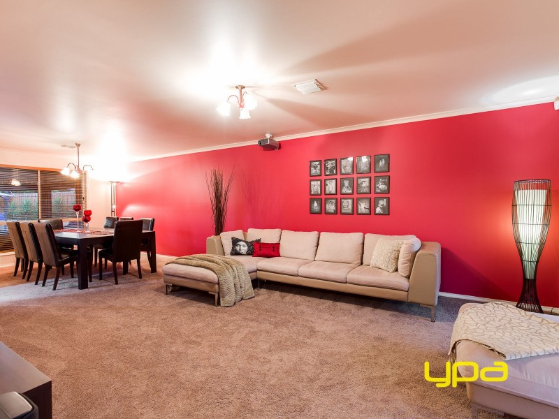 2 Halstead Court, Hillside VIC 3037