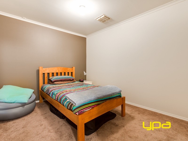 2 Halstead Court, Hillside VIC 3037