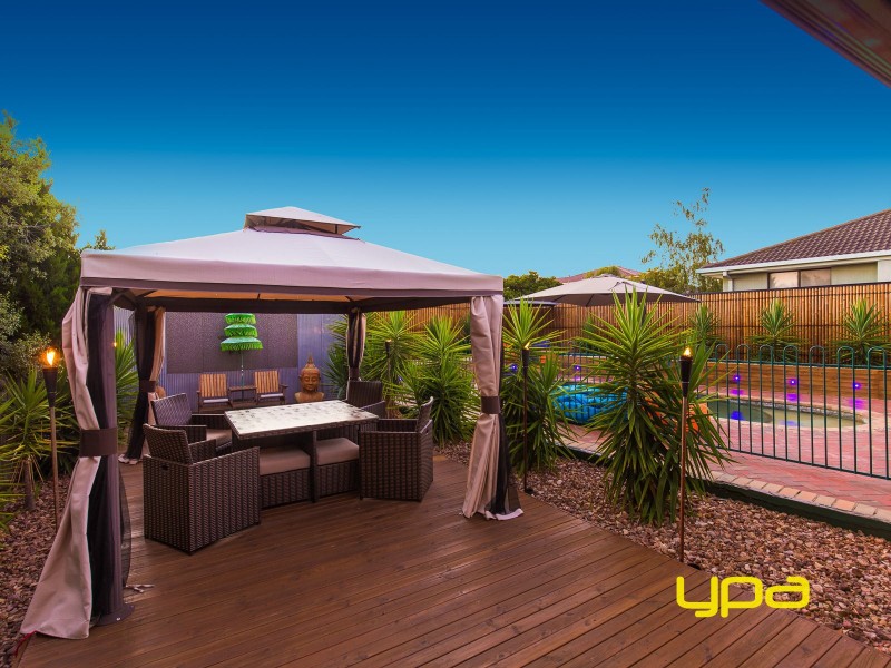 2 Halstead Court, Hillside VIC 3037