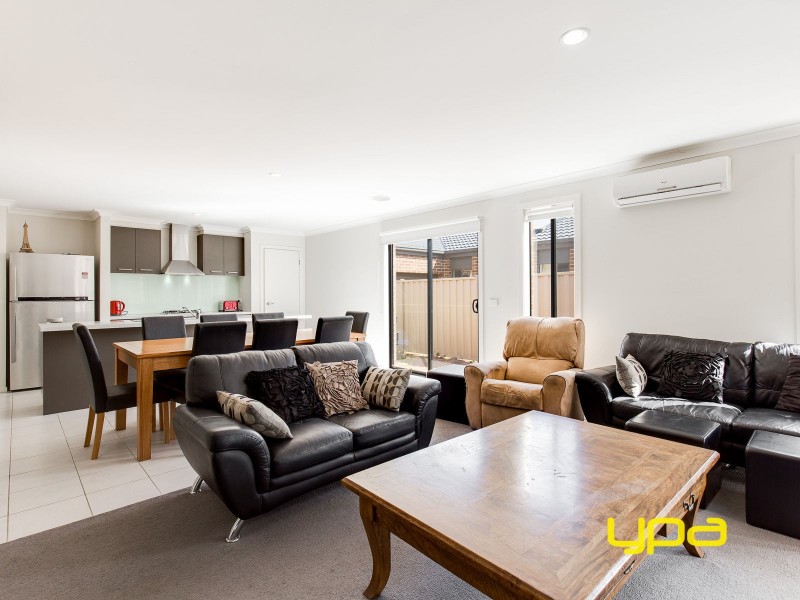 14 Callaway Lane, Hillside VIC 3037