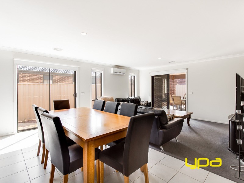 14 Callaway Lane, Hillside VIC 3037