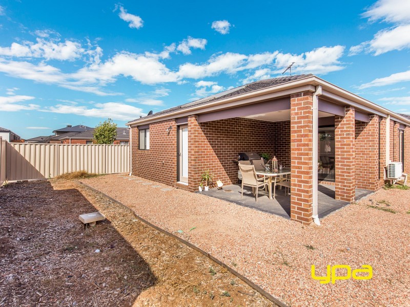 14 Callaway Lane, Hillside VIC 3037