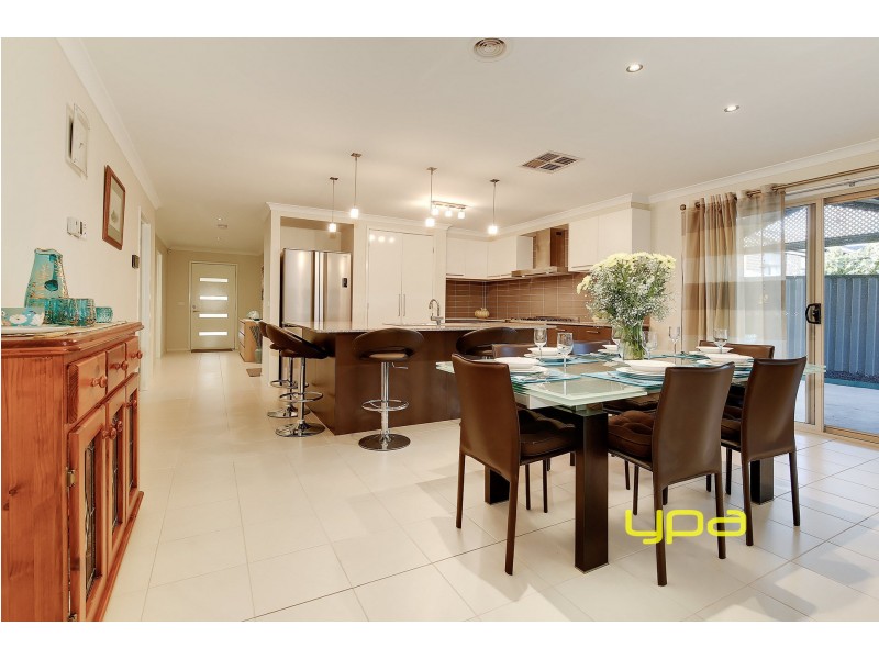 64 Domain Drive, Hillside VIC 3037