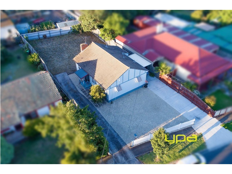 6 Slough Street, Deer Park VIC 3023