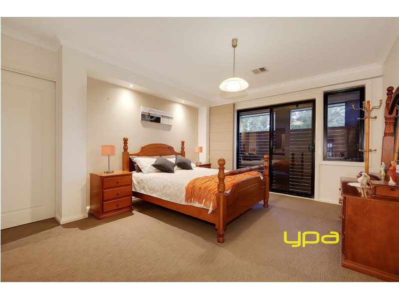 10 The Parks, Hillside VIC 3037