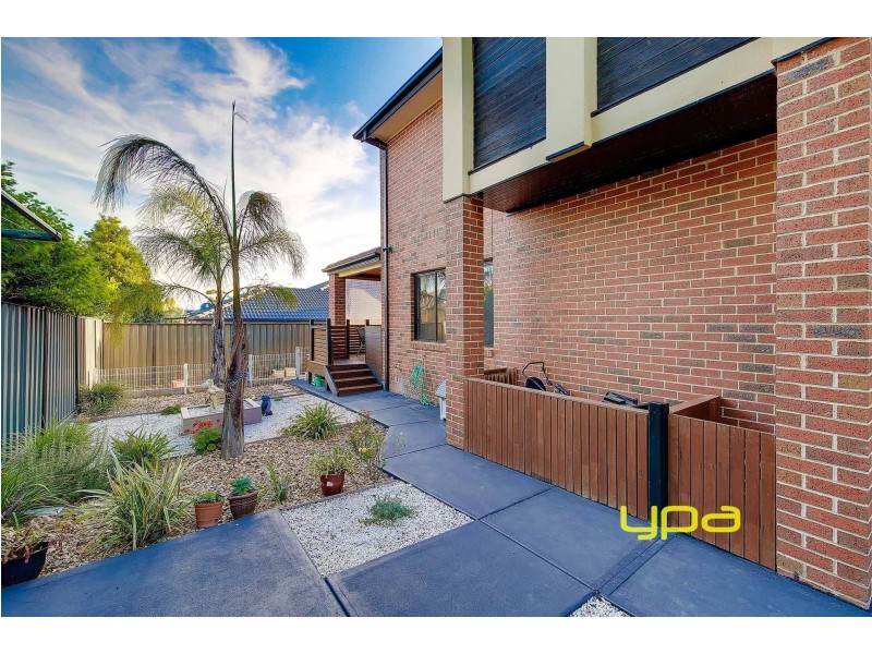 10 The Parks, Hillside VIC 3037