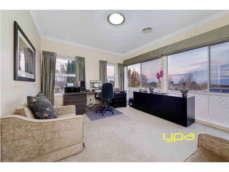 39 Landscape Drive, Hillside VIC 3037