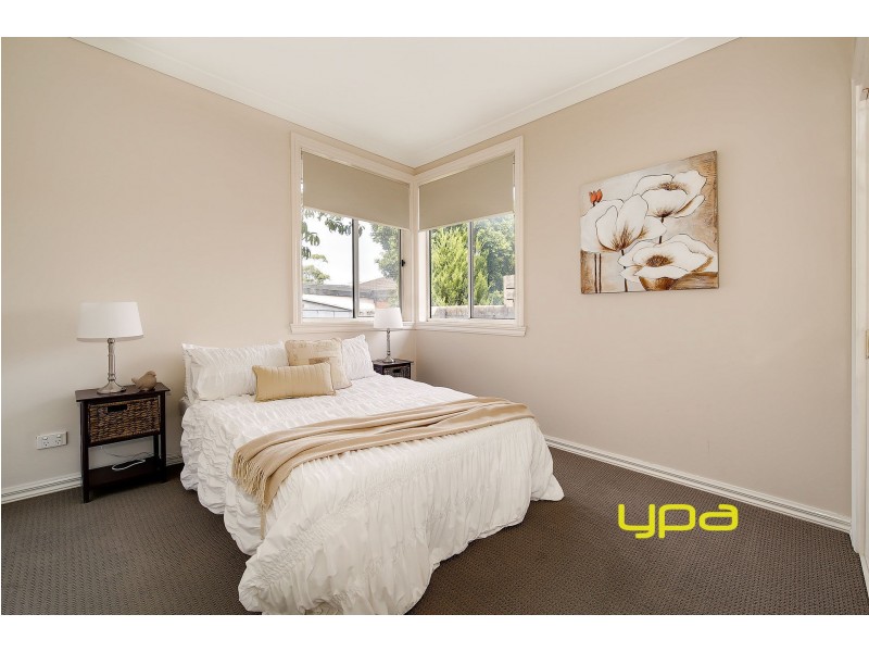 22 Wolviston Avenue, Hillside VIC 3037