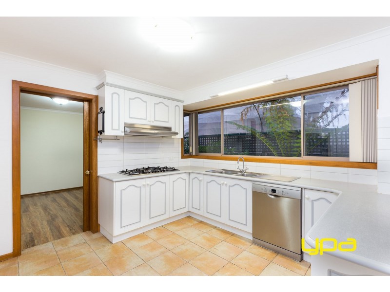 13 Ketwick Court, Sydenham VIC 3037