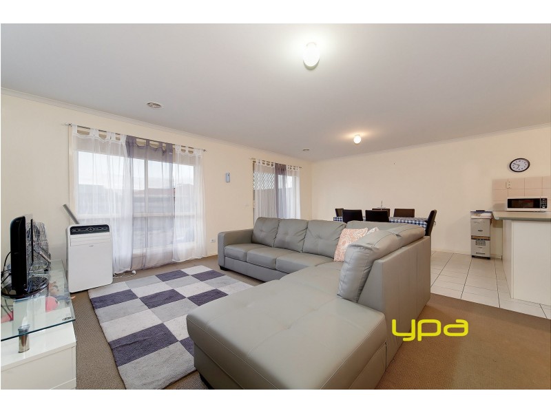 34 Brindalee Way, Hillside VIC 3037