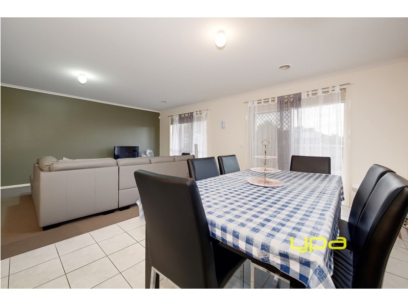 34 Brindalee Way, Hillside VIC 3037