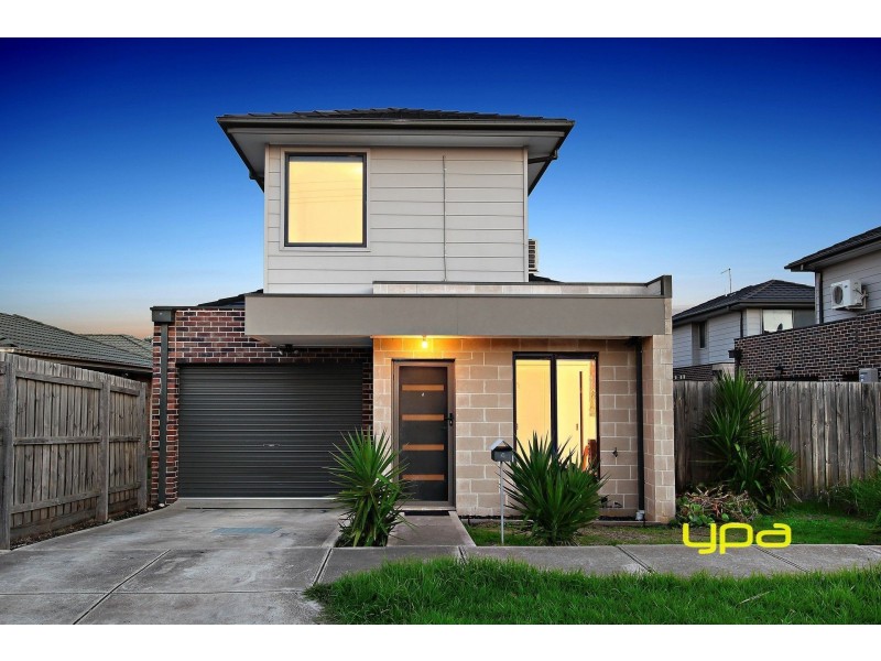 4/28 Buckingham Street, Sydenham VIC 3037