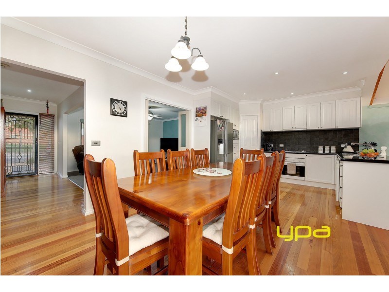 7 Wellington Drive, Hillside VIC 3037