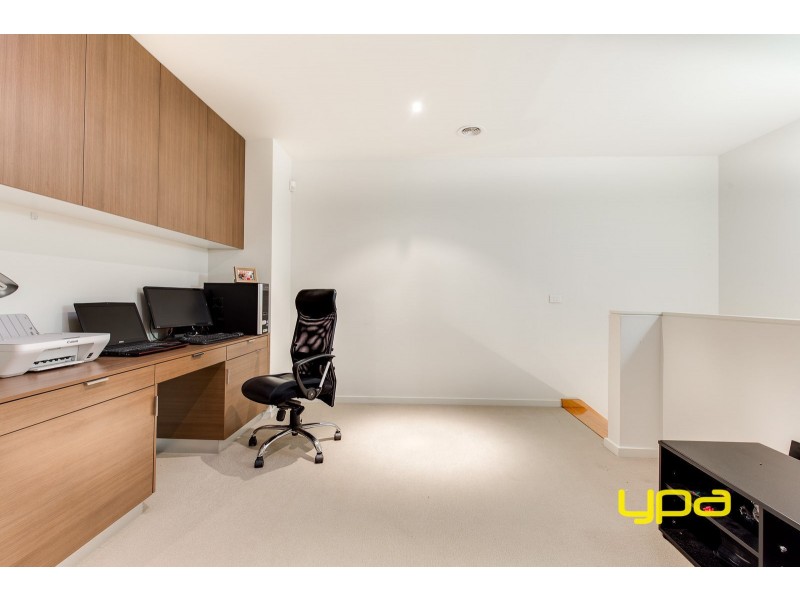 45 Bloomsbury Drive, Taylors Hill VIC 3037