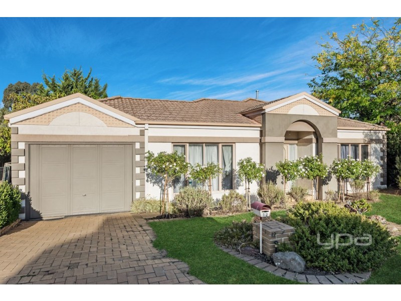 12 Rodmar Close, Hillside VIC 3037