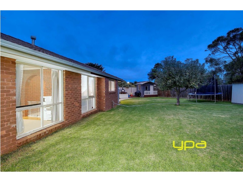 5 Iramoo Court, Albanvale VIC 3021