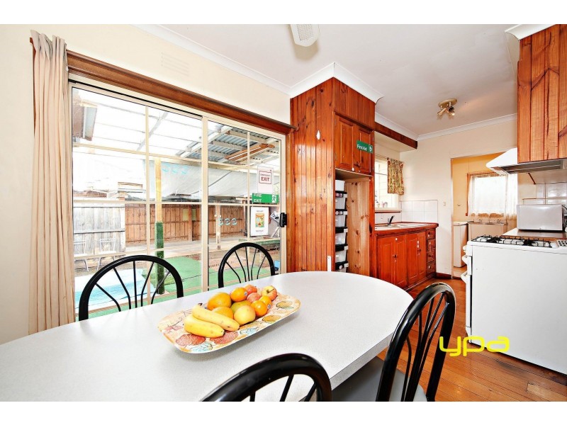 76 Welwyn Parade, Deer Park VIC 3023