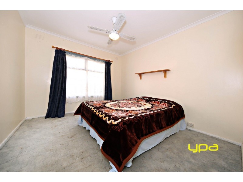 76 Welwyn Parade, Deer Park VIC 3023