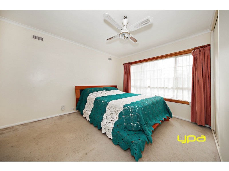 76 Welwyn Parade, Deer Park VIC 3023