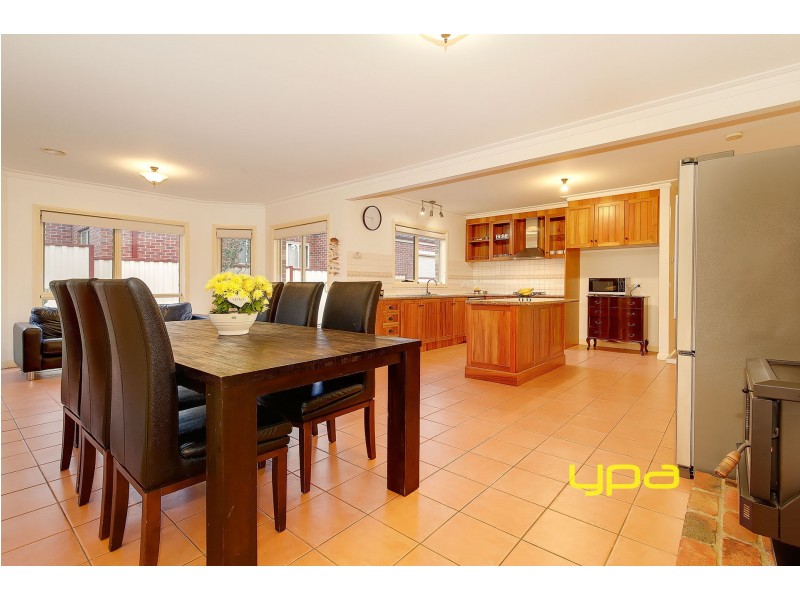 3 Sage Close, Hillside VIC 3037
