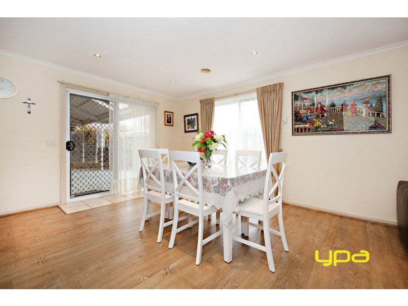 33 Pimelea Way, Hillside VIC 3037